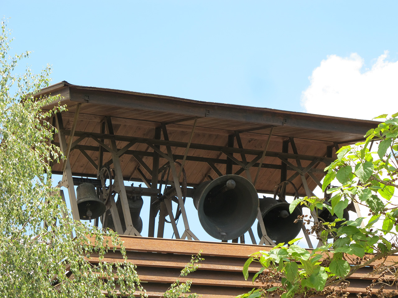 07 Die Glocken rufen zum Morgengebet